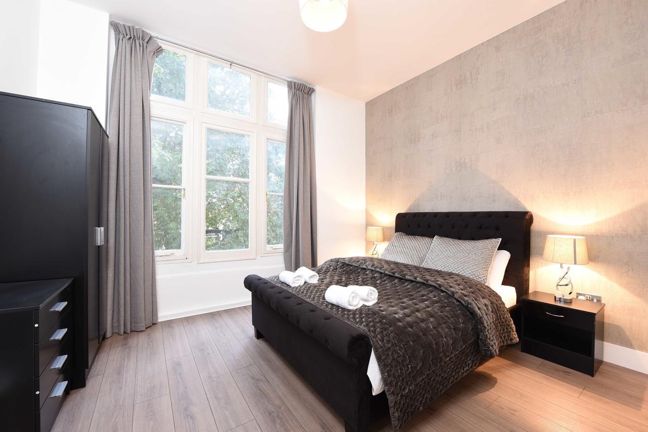Spacious & Modern 2 Bed Apartment At Knightsbridge Londýn Exteriér fotografie